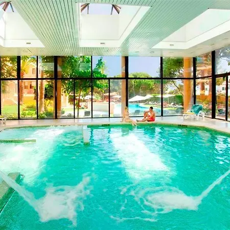 Illot Park & Hotel