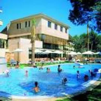 Illot Park & Hotel 4*