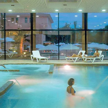 Illot Park & Hotel 4*